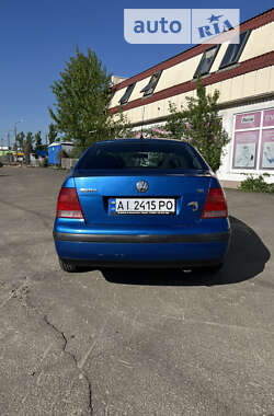 Седан Volkswagen Bora 2000 в Киеве