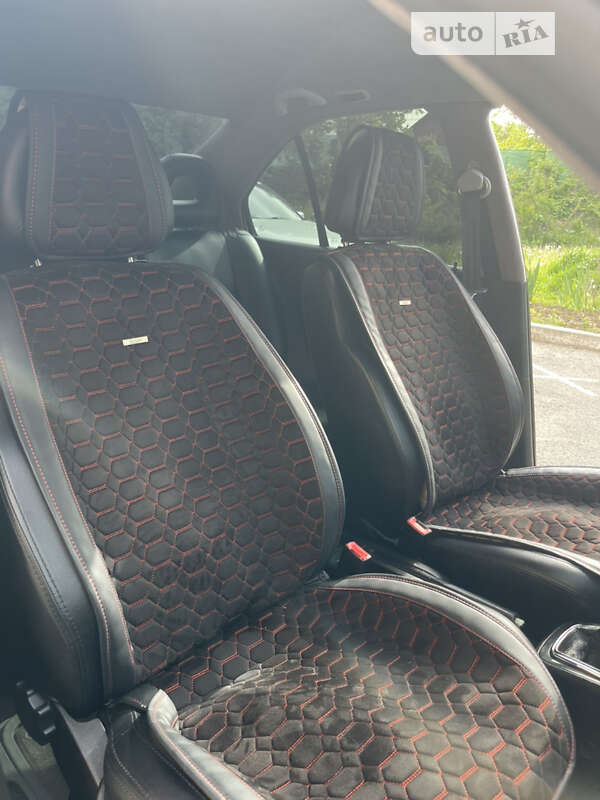 Седан Volkswagen Bora 2002 в Виннице