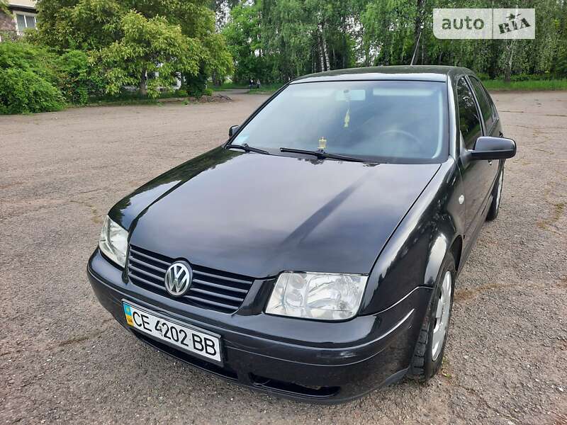 Седан Volkswagen Bora 2003 в Черновцах