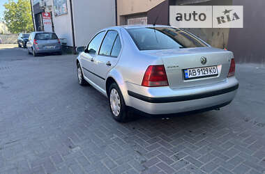 Седан Volkswagen Bora 2005 в Виннице
