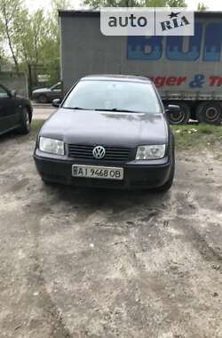 Седан Volkswagen Bora 2001 в Києві