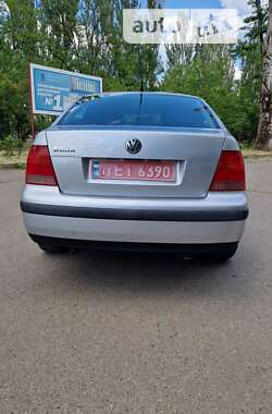 Седан Volkswagen Bora 2004 в Миколаєві