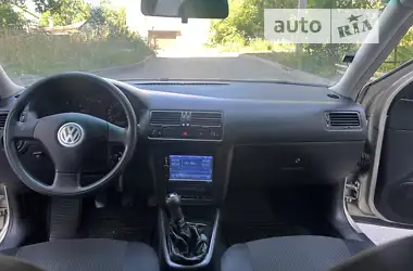 Volkswagen Bora 2004