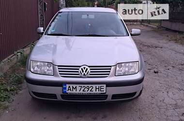 Седан Volkswagen Bora 1999 в Житомире