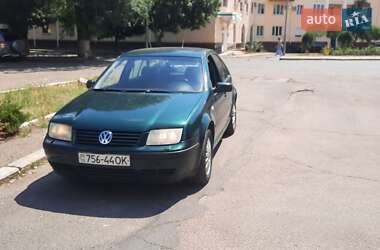 Седан Volkswagen Bora 2003 в Черноморске