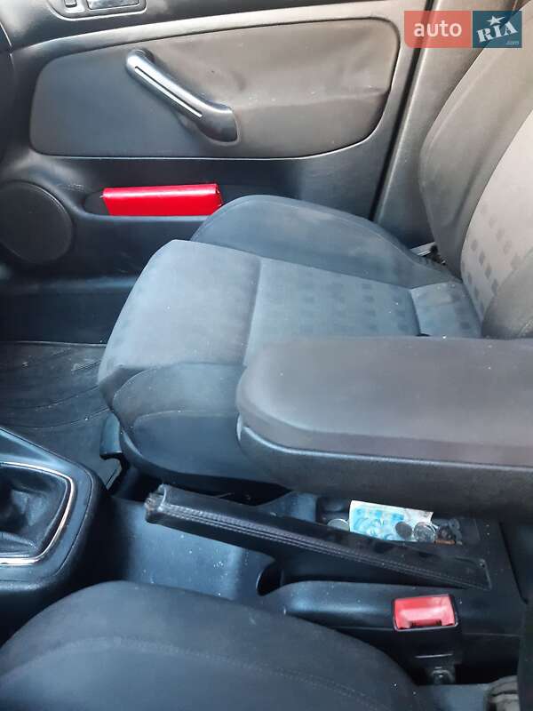 Універсал Volkswagen Bora 2001 в Львові