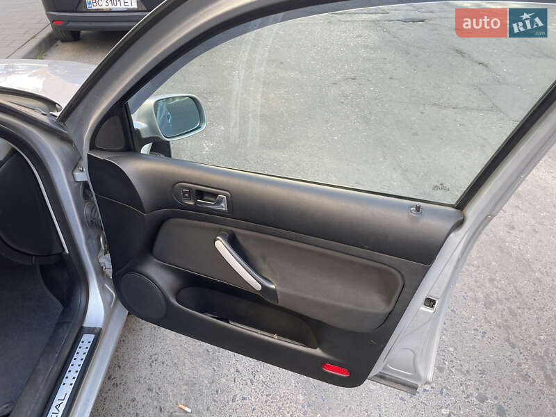 Универсал Volkswagen Bora 2002 в Львове