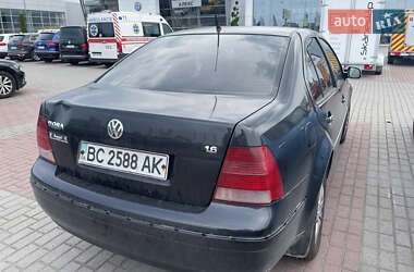 Седан Volkswagen Bora 2002 в 