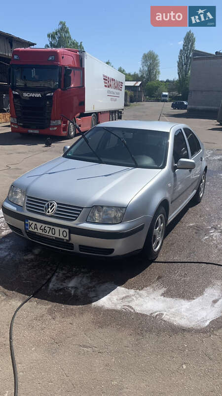 Седан Volkswagen Bora 2003 в Киеве фото 10 Седан Volkswagen Bora 2003 в Киеве