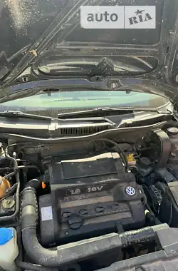 Volkswagen Bora 2000