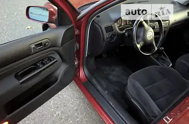 Volkswagen Bora 2000