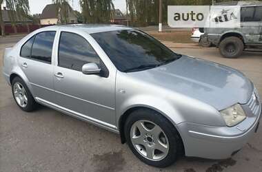 Седан Volkswagen Bora 2001 в Ромнах