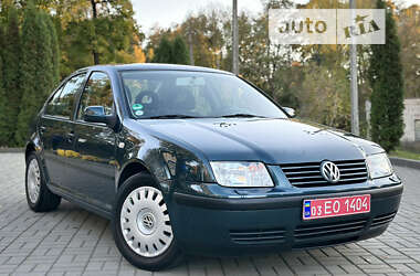 Седан Volkswagen Bora 2001 в Прилуках