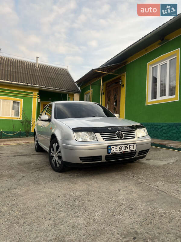 Седан Volkswagen Bora 2000 в 