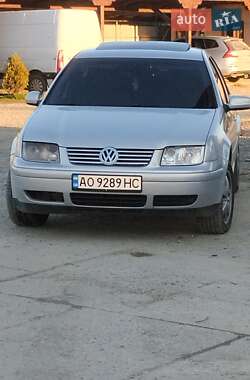 Седан Volkswagen Bora 1999 в Тячеві