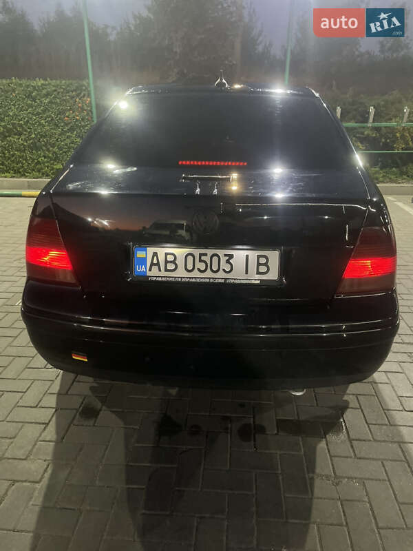 Седан Volkswagen Bora 2000 в Вінниці