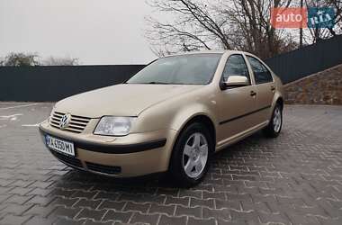 Седан Volkswagen Bora 2001 в Виннице