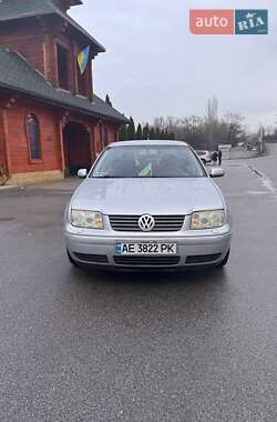 Седан Volkswagen Bora 2003 в Днепре