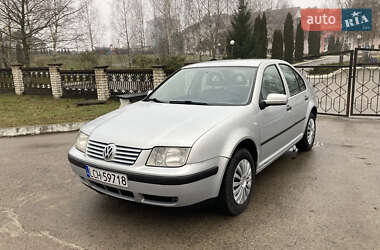 Седан Volkswagen Bora 1999 в Вараші