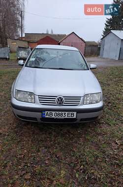 Седан Volkswagen Bora 2001 в Хмільнику