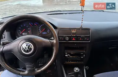 Volkswagen Bora 2000