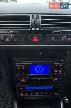 Седан Volkswagen Bora 2003 в 