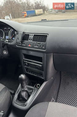 Седан Volkswagen Bora 2005 в 