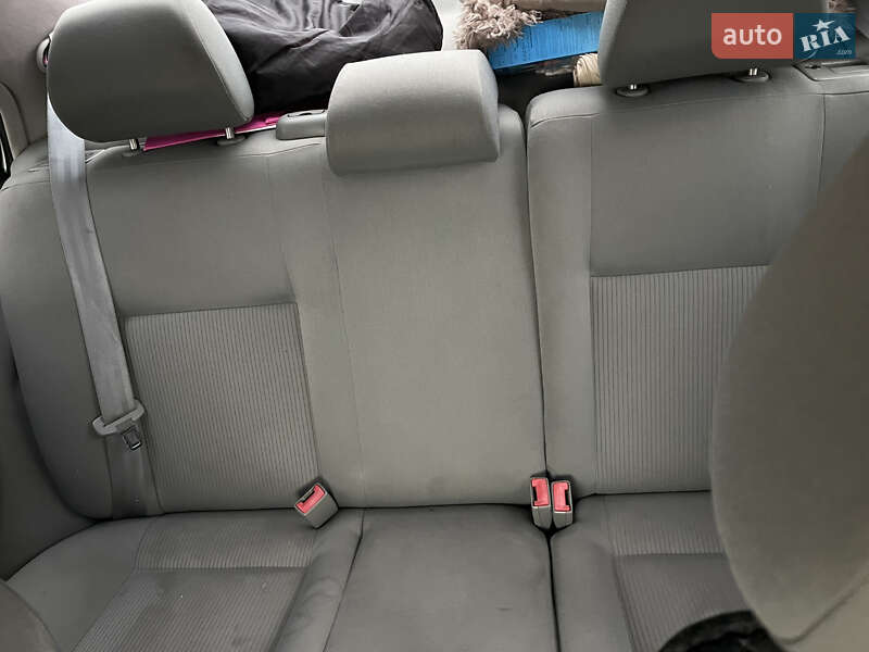 Седан Volkswagen Bora 2005 в Комарному фото 9 Седан Volkswagen Bora 2005 в Комарному