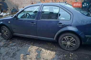 Седан Volkswagen Bora 2000 в 