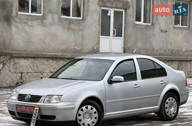 Седан Volkswagen Bora 2003 в Золочеві