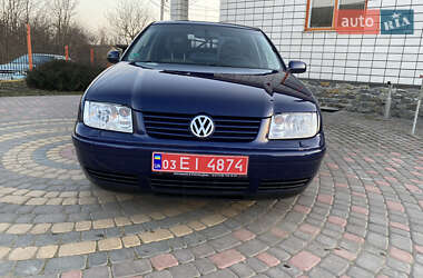 Седан Volkswagen Bora 1999 в Виннице