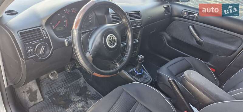 Седан Volkswagen Bora 2000 в Львове