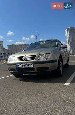 Седан Volkswagen Bora 2005 в 