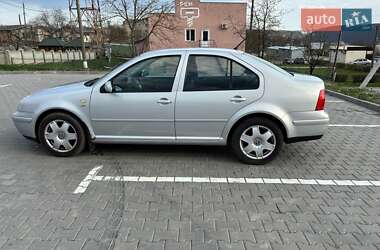 Седан Volkswagen Bora 1999 в 