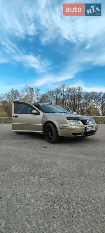 Volkswagen Bora 2002