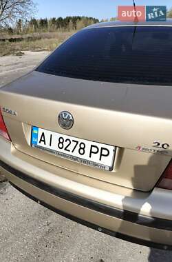 Седан Volkswagen Bora 2001 в 