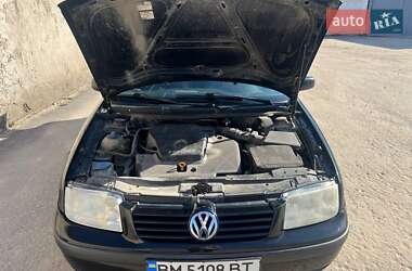 Седан Volkswagen Bora 1999 в 