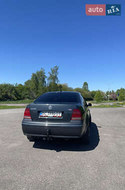 Седан Volkswagen Bora 2003 в 