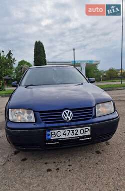 Седан Volkswagen Bora 2003 в 