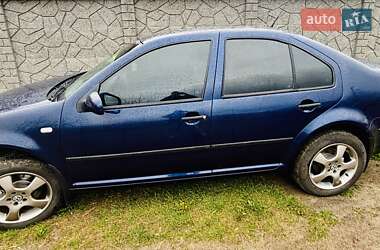 Седан Volkswagen Bora 2000 в Володарці