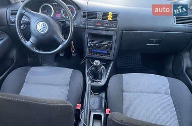 Седан Volkswagen Bora 2003 в 
