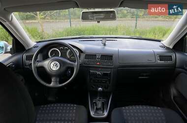 Седан Volkswagen Bora 2001 в 