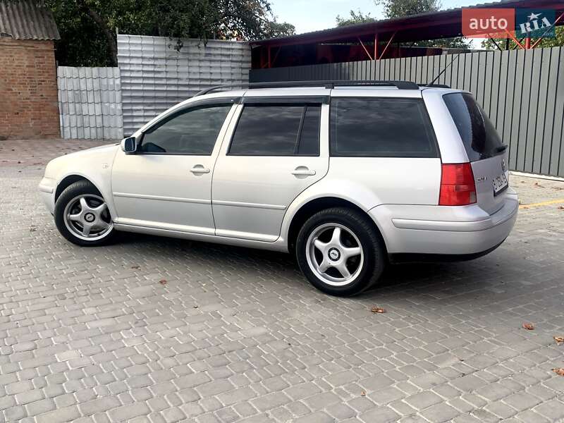 Универсал Volkswagen Bora 1999 в Киеве