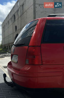 Універсал Volkswagen Bora 1999 в 
