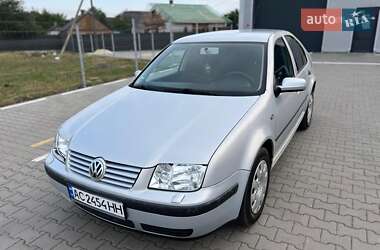 Седан Volkswagen Bora 2000 в 