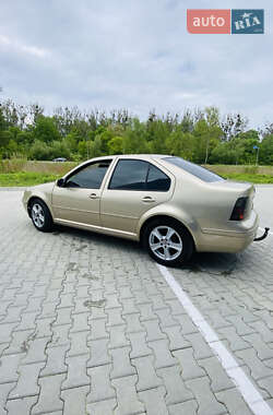Седан Volkswagen Bora 2002 в Львове