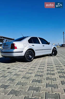 Седан Volkswagen Bora 2000 в 