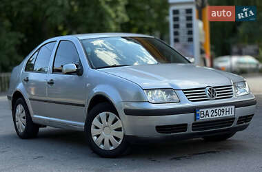 Седан Volkswagen Bora 2003 в 