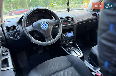 Седан Volkswagen Bora 2003 в 