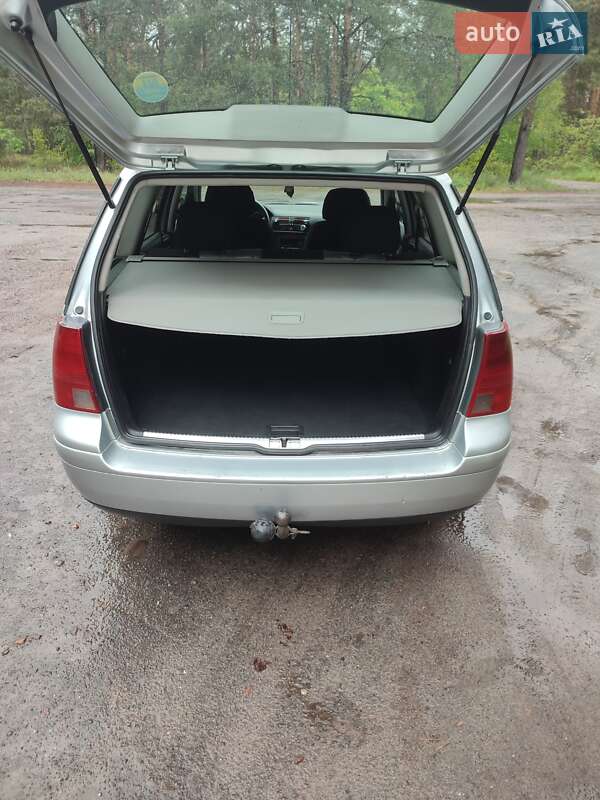 Универсал Volkswagen Bora 2001 в Ковеле
